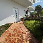 Harmony 3* Sarandë