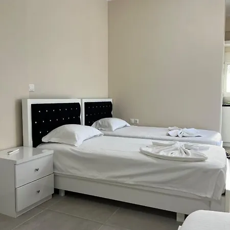 Harmony 3* Sarandë